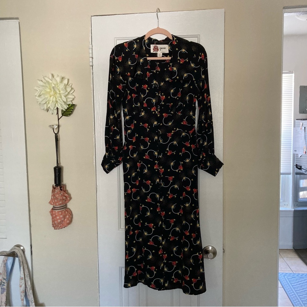 Incredible Bus Stop x Joanie Black Patterned Midi Dress - Picture 2 of 11